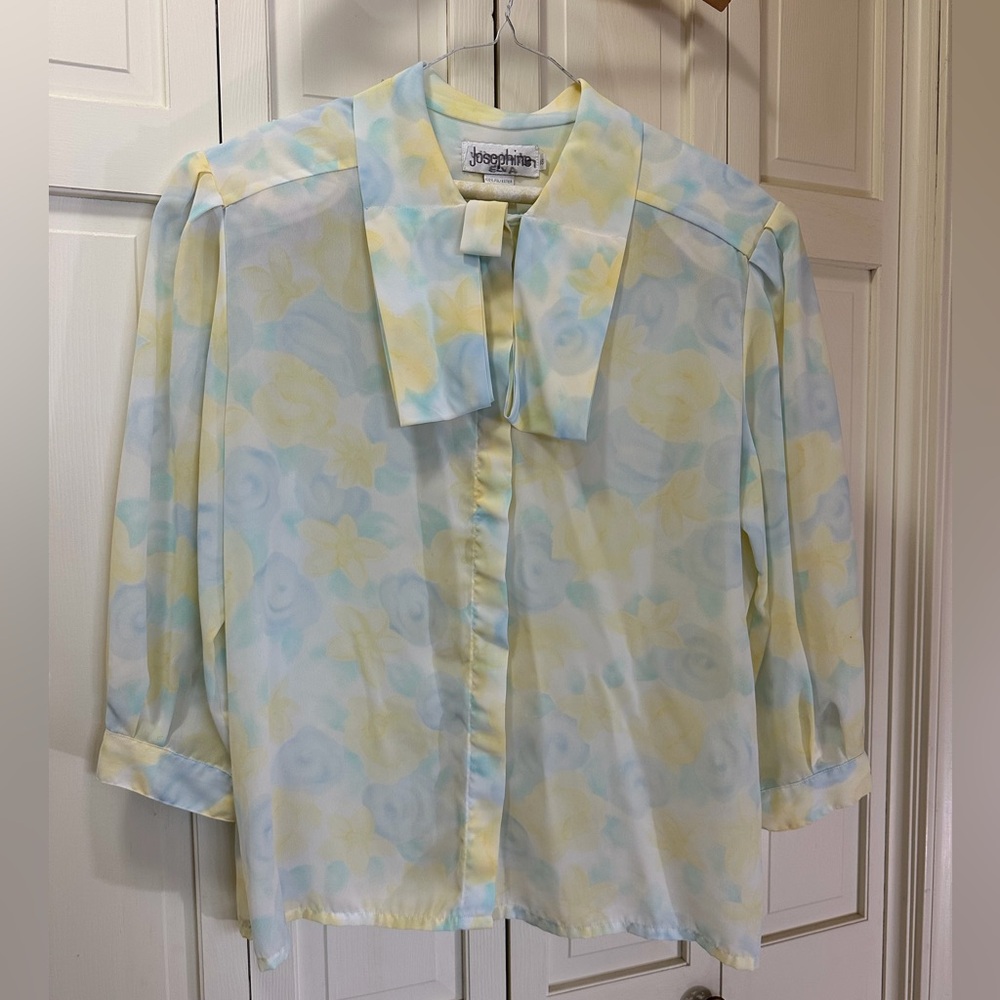 Vintage Floral Pastel Josephine Blouse with Bow Detail size 16